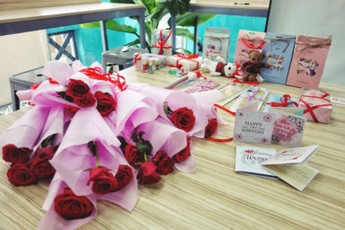 synova-women-day-flower